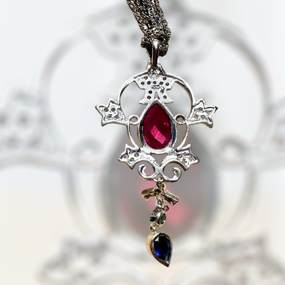 Cute like new stainless pendant w chain faux stones very pretty 18” - Picture 5 of 5